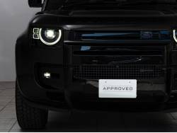 ディフェンダー １１０Ｘ－ダイナミックＳＥ Ｄ３００ コイルサスペンション装着車の中古車画像