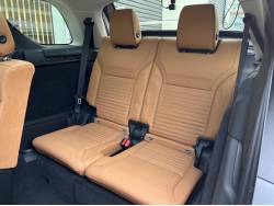 ディスカバリー ＨＳＥラグジュアリーの中古車画像