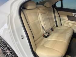 ＸＦ ３．０ラグジュアリーの中古車画像