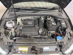 Ａ３ スポーツバック３０ＴＦＳＩ スポーツ シグネチャーエディションの中古車画像