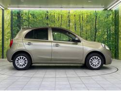 マーチ １２Ｇ ＦＯＵＲの中古車画像