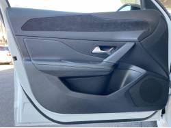 ３０８ ＳＷ ＧＴ ブルーＨＤｉの中古車画像