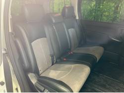 エルグランド ライダー 黒クロスシートの中古車画像