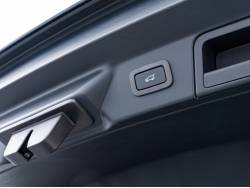 レンジローバーヴェラール ベースグレード ２００ＰＳ コイルサスペンション装着車の中古車画像