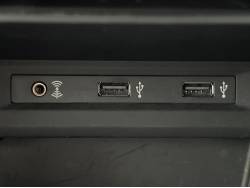 ゴルフトゥーラン ＴＳＩ コンフォートラインテックエディションの中古車画像