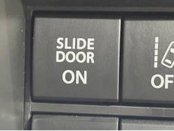 デリカＤ：２ カスタムハイブリッドＭＶ 全方位カメラ付ナビパッケージの中古車画像