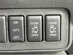 エルグランド ２５０ハイウェイスターブラックレザーアーバンセレクションの中古車画像