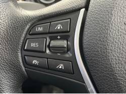 ３シリーズ ３２０ｉ ｘＤｒｉｖｅ ラグジュアリーの中古車画像