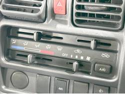 ＮＴ１００クリッパートラック ＤＸの中古車画像