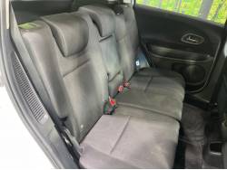 ヴェゼル ハイブリッドの中古車画像