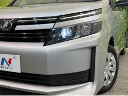 ヴォクシー Ｘの中古車画像