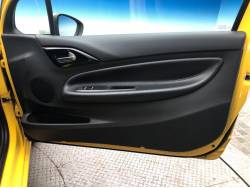 ＤＳ３ スポーツシックの中古車画像