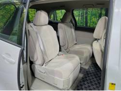 エスティマハイブリッド Ｘの中古車画像