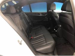 ５シリーズ ５２３ｄ Ｍスポーツの中古車画像