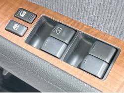 ティーダラティオ １５Ｍ ＦＯＵＲの中古車画像