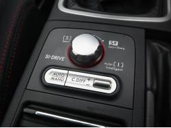 インプレッサ ＷＲＸ ＳＴＩ スペックＣ １８インチタイヤ仕様車の中古車画像