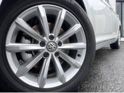 パサートヴァリアント ＴＳＩエレガンスラインの中古車画像