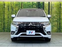 アウトランダーＰＨＥＶ Ｓエディションの中古車画像