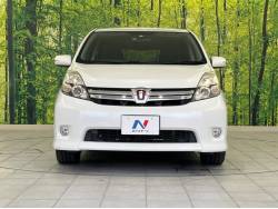 アイシス プラタナ Ｖセレクションの中古車画像