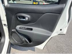 ジープ・レネゲード４ｘｅ リミテッド ４ｘｅの中古車画像