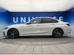 ３シリーズ ３３０ｉ Ｍスポーツの中古車画像