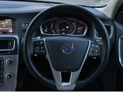 Ｓ６０ Ｄ４ タックの中古車画像