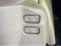 アルファード ２．５Ｘ サイドリフトアップシート装着車の中古車画像