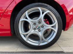 ジュリエッタ クアドリフォリオ ヴェルデの中古車画像