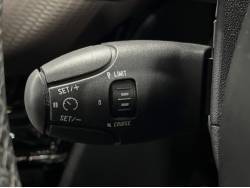 ２００８ プレミアムの中古車画像