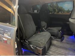 エスティマ アエラス サイドリフトアップシート装着車（トヨタ）[CVT