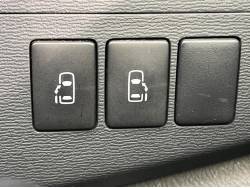 アイシス プラタナ Ｖセレクションの中古車画像