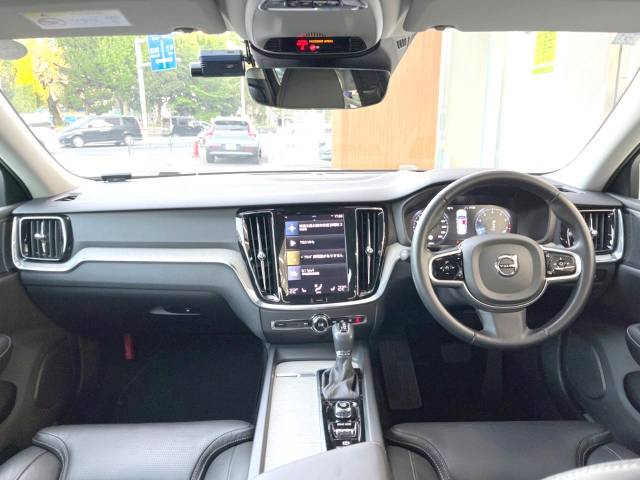 ボルボ Ｓ６０ Ｔ５ インスクリプション 2.9万Km (神奈川県)[950]の中古車詳細