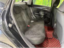 シャトル ハイブリッドの中古車画像