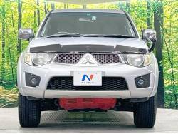 トライトン ベースグレードの中古車画像