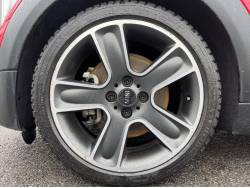 MINI クーパーS コンバーチブル（MINI）[6MT]の