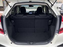 フィット １３Ｇ・Ｓパッケージの中古車画像