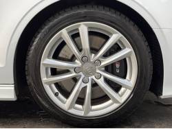 Ｓ３セダン ベースグレードの中古車画像