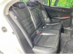 ＩＳ ＩＳ２５０ バージョンＬの中古車画像