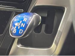 プリウスα Ｇの中古車画像