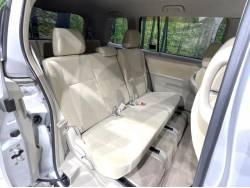 アイシス Ｌ Ｘセレクションの中古車画像