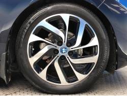 ｉ３ アトリエ レンジ・エクステンダー装備車の中古車画像