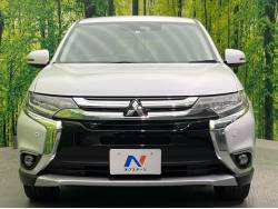 アウトランダー ２０Ｇナビパッケージの中古車画像