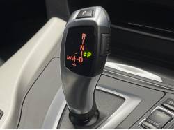 ３シリーズ ３２０ｉの中古車画像