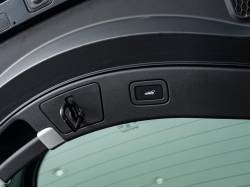 Ｆタイプ Ｒ－ダイナミック ＡＷＤクーペの中古車画像