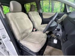 ラクティス Ｘの中古車画像