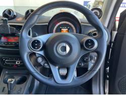 スマートフォーツークーペ ＢＲＡＢＵＳ スポーツの中古車画像