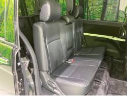 アイシス プラタナ Ｖセレクション・ホワイトインテリアパッケージの中古車画像