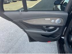 Ｅクラスステーションワゴン Ｅ４３ ４マチック ステーションワゴンの中古車画像