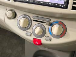 マーチ １２Ｅ プラスナビＨＤＤ ＳＰの中古車画像