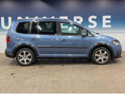 ゴルフトゥーラン クロストゥーランの中古車画像